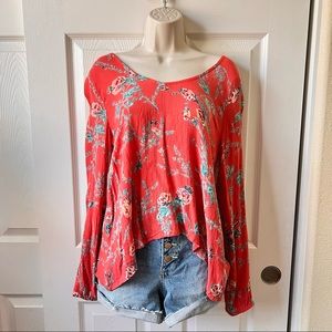 Billabong floral top
